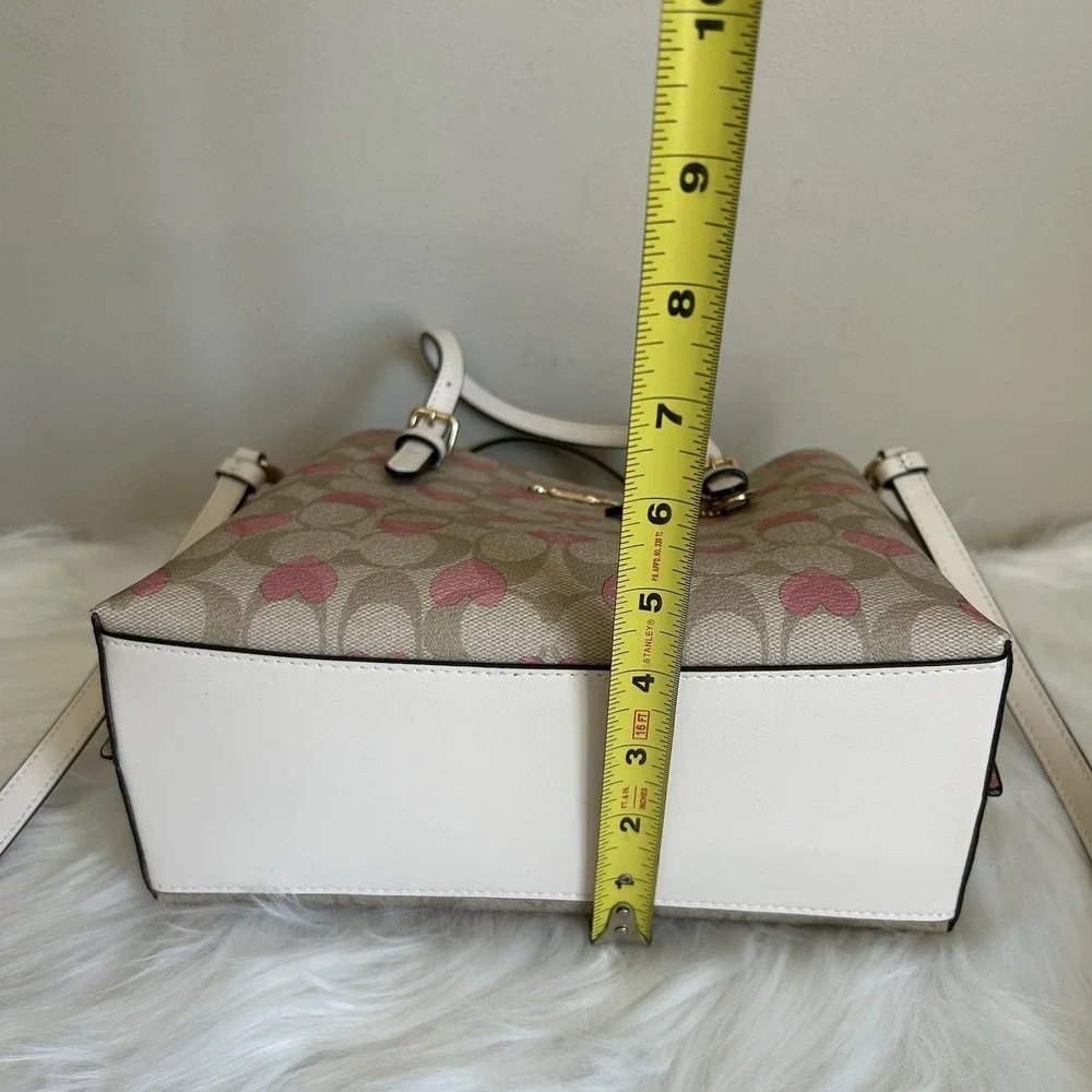 Coach Mollie Tote 25 Khaki Pink Heart Signature Canvas — Excellent Condition - Picture 10 of 10